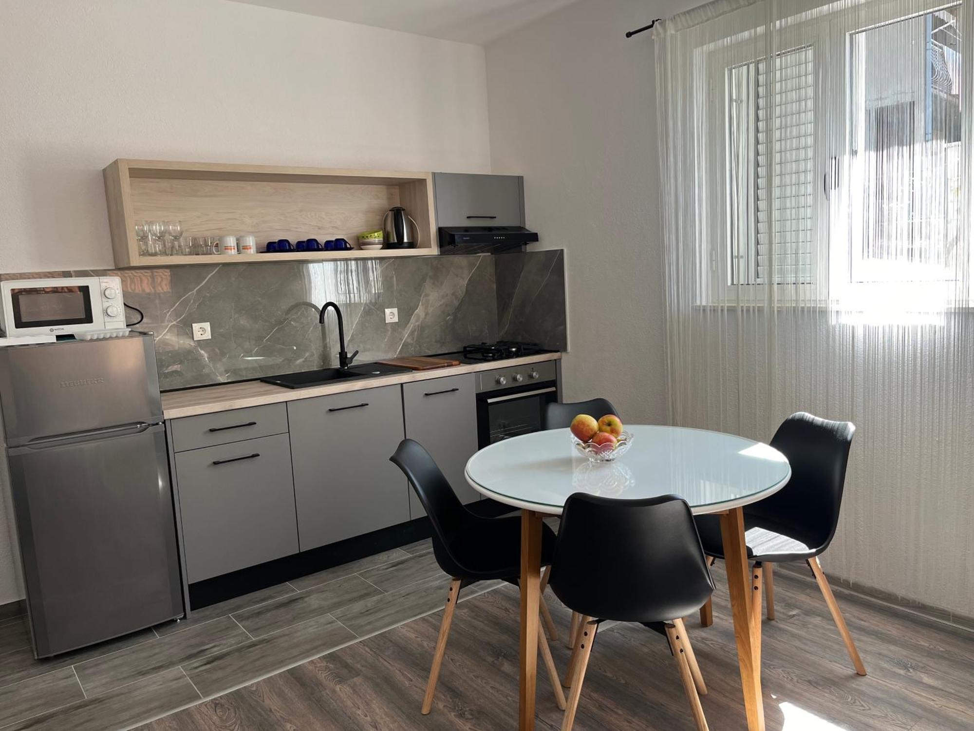 Apartment Makarska M&I Exteriör bild