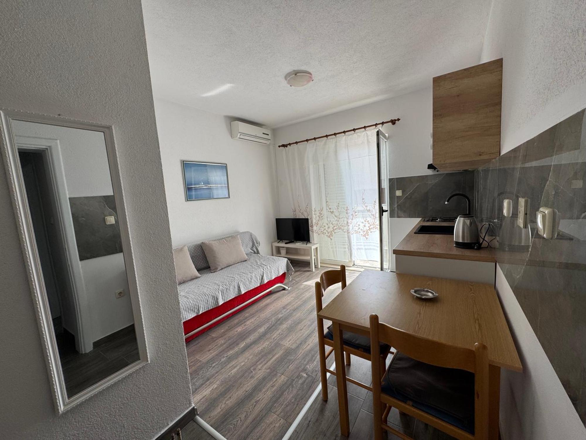 Apartment Makarska M&I Exteriör bild